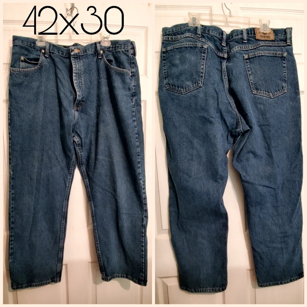Wrangler Relaxed Fit Jeans 42x30